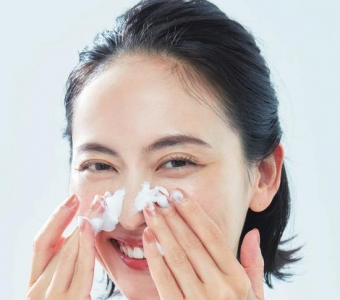 纠正洗脸方式，如何正确去除“氧化皮脂”？